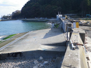 20111109_019旧志津川町南部滝浜