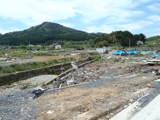 20110706_015旧志津川町南部滝浜