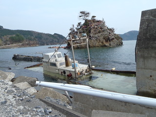 20110427_056雄勝小島