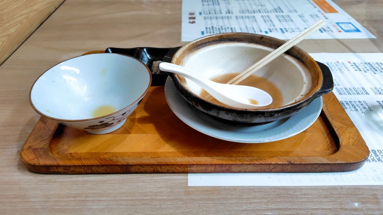 肉鍋定食 16
