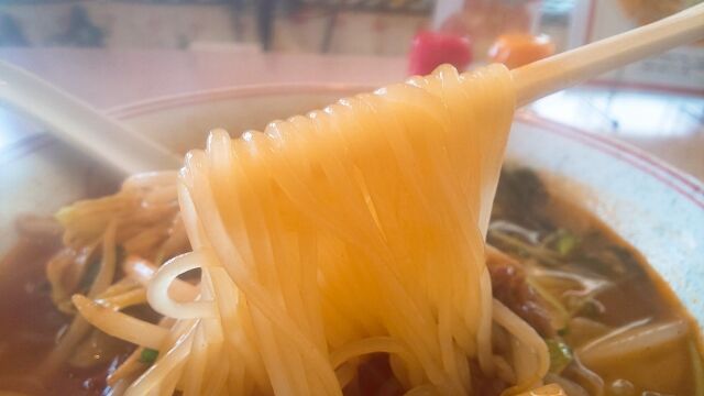 牛肉と野菜の旨辛温麺 3