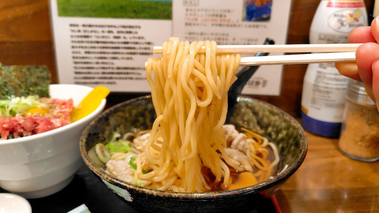 ミニネギトロ丼と肉煮干しセット 6