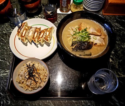 91086330_2596724737240700_2269765511560560640_n