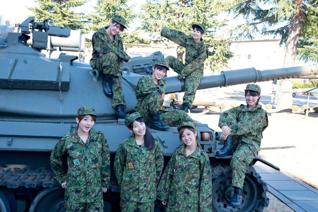 自衛隊の敬礼は 右手かそれとも左手か と話題 ぼっちゃんのブログ 自衛隊の敬礼は 右手かそれとも左手か と話題 ぼっちゃんのブログ