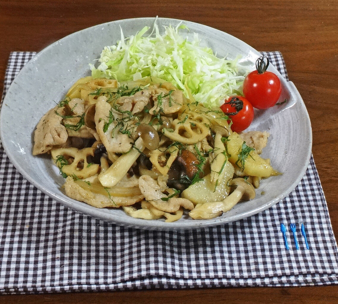 キノコと根野菜たっぷり！食感と香り際立つ 豚肉生姜炒め