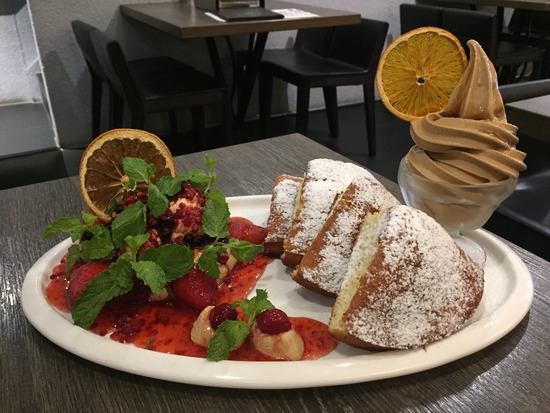 写真26(焦糖雲朵莓果鬆餅)
