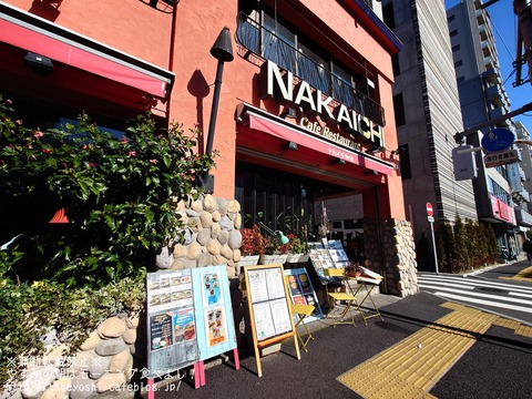 24-02-03-21-25-38-148_deco~2