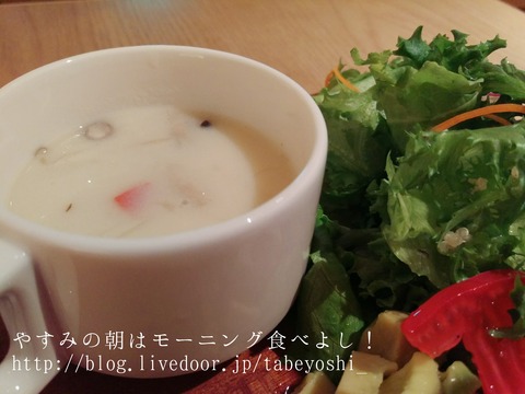 16-10-18-00-05-38-291_deco