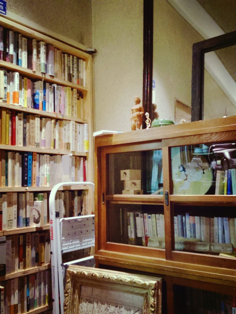 駒場東大前 本に囲まれて 文豪インスパイア系モーニング Bundan やすみの朝はモーニング食べよし 近畿圏内カフェモーニング食べまくりブログ 東京赴任中 Powered By ライブドアブログ