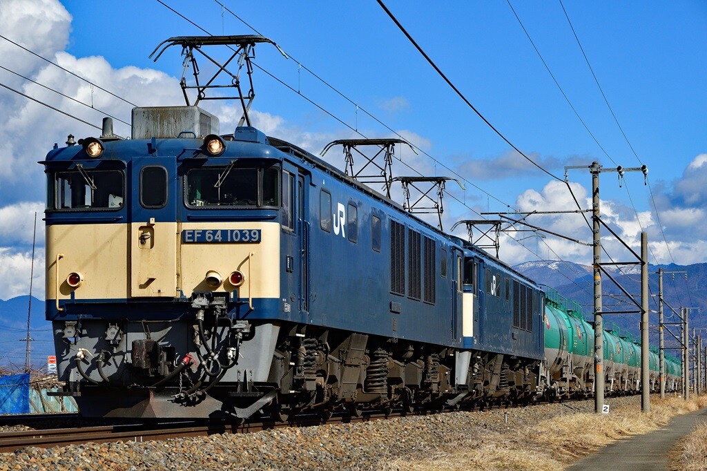 終焉近づく!?EF64重連貨物列車 8084レを撮影 : ばんばんの鉄道