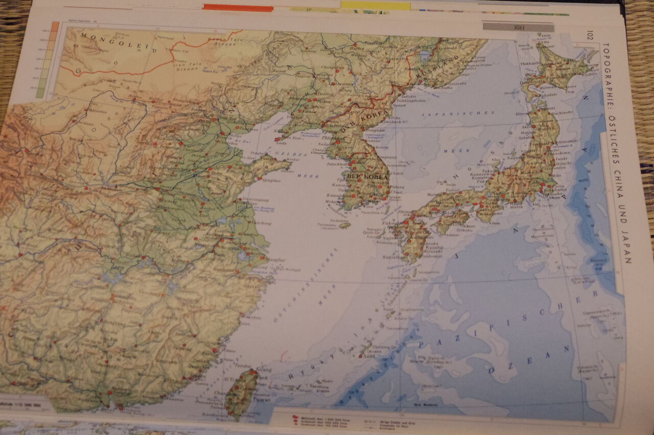 オーストリアで買ったドイツ語の地図帳 : 元 旅人の木 店主の日記