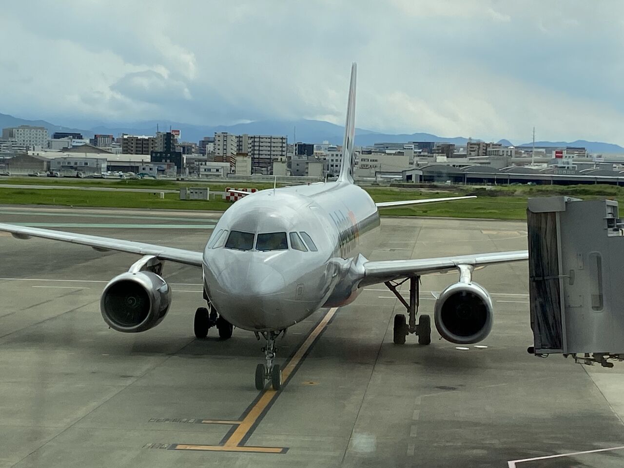 超格安】【10/30 成田→福岡 男性1名と女性1名の2名分】JetStar 10