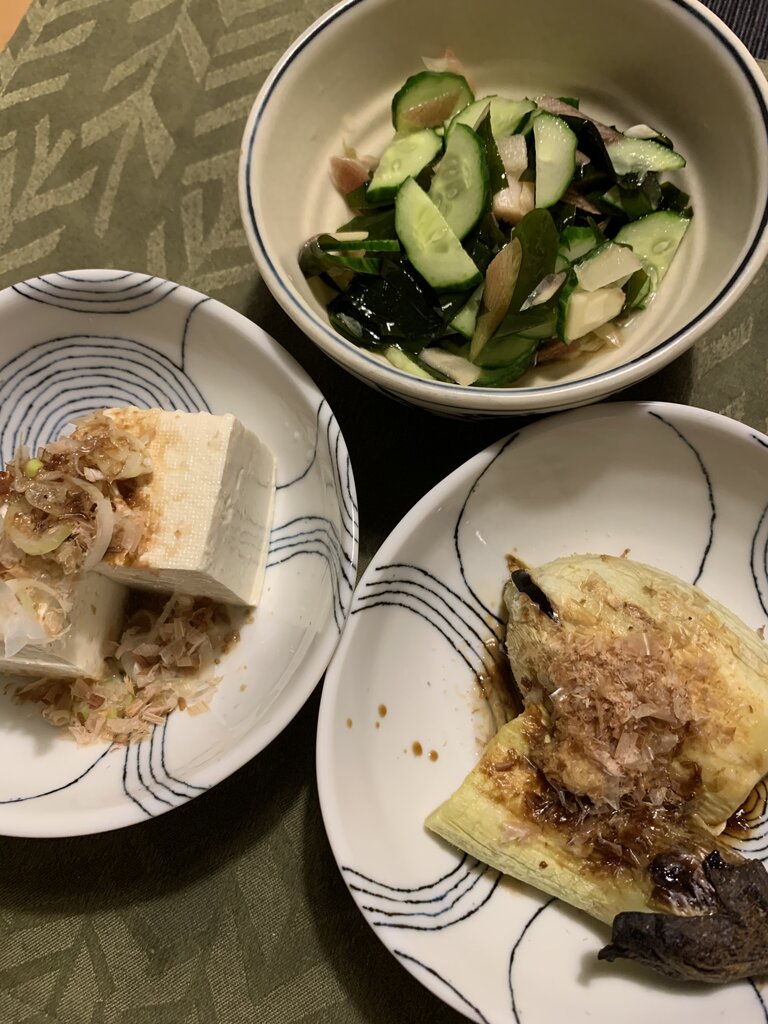 夏の小鉢 いろんな味をちょいちょいつまむ楽しみ 食べて旅して音楽と本と観葉植物 旅ゴコロ 食べゴコロ