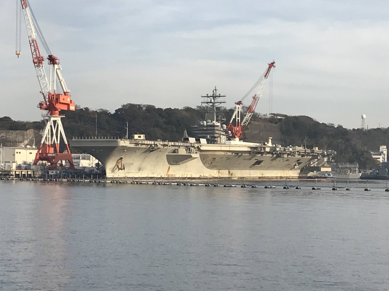 ワイが横須賀で見て来た艦船を軍オタが解説するスレ