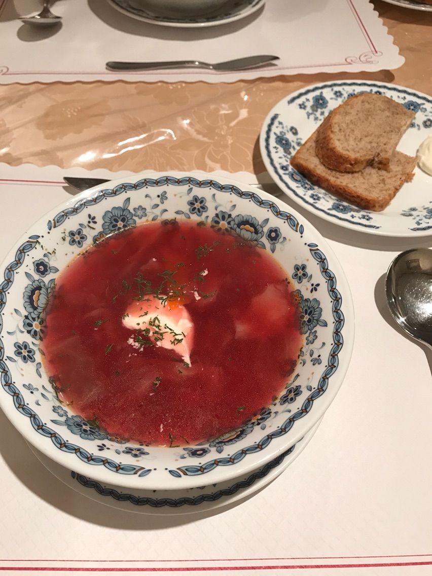 ロシア料理店スメターナ 壺焼き たびのおととか 旅の音と香 ロシア料理店スメターナ 壺焼き たびのおととか 旅の音と香
