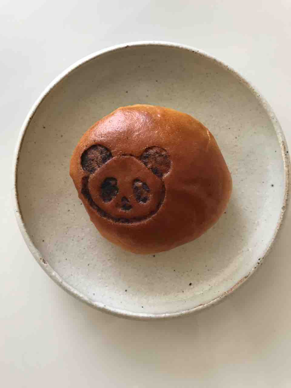 お茶の時間 No 17 パンダあんぱん 上野駅構内 Kinokuniya たびのおととか 旅の音と香