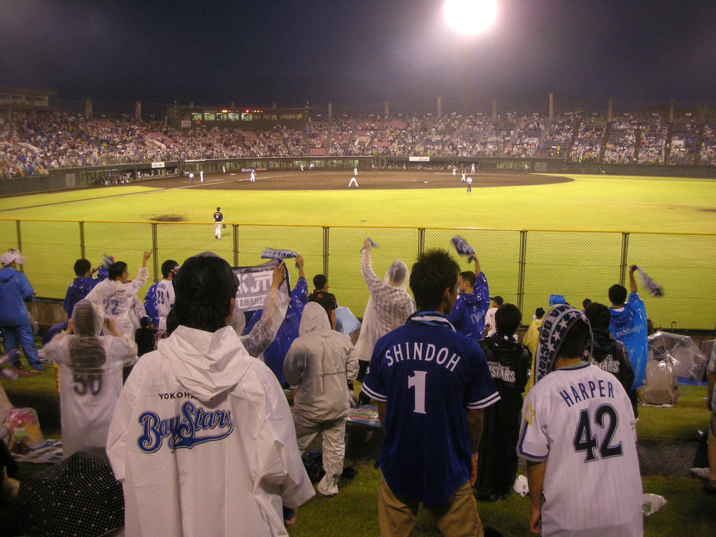 甲府にチャンステーマの嵐 選手一丸となって掴み取った勝利だ 旅は哲学ソクラテス
