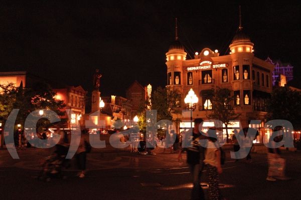 古き良きアメリカの街並みへ アメリカンウォーターフロント たびしゃ