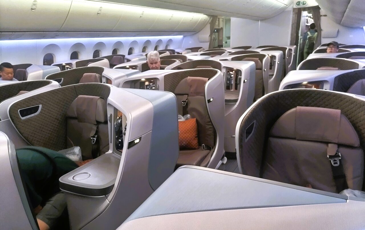 シンガポール航空でホーチミンに向かう : 旅おじさんの旅日記