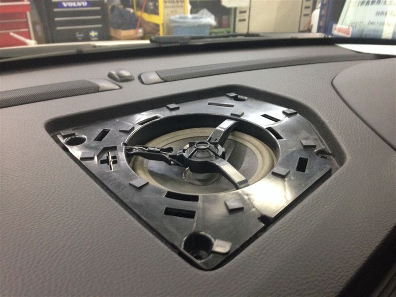 ボルボ 純正 センタースピーカーキット