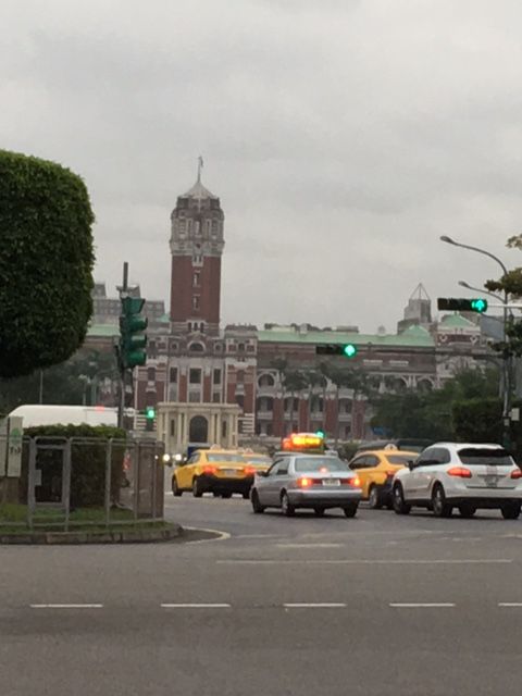 総統付