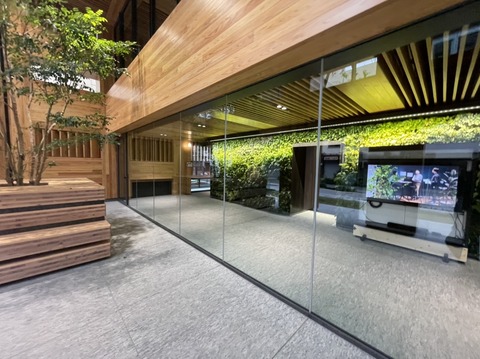 F4668271-B51E-4954-A3E6-85175A1BEFC5