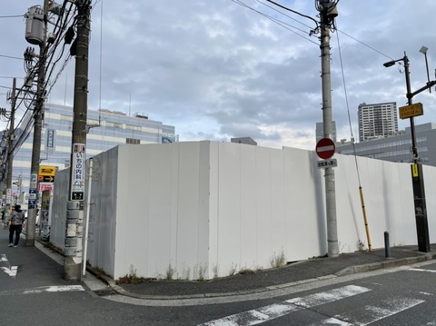 164DB921-B2AE-4837-9FD8-B490494C4AA2