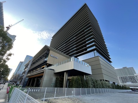 9639B743-3625-478C-8B9E-569F090D4B41