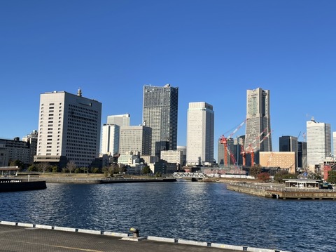 84EC2B93-E2C1-4458-B50E-A8973591C131