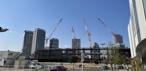 ABEDC939-A68F-44AC-9691-8F6B11A10E9F