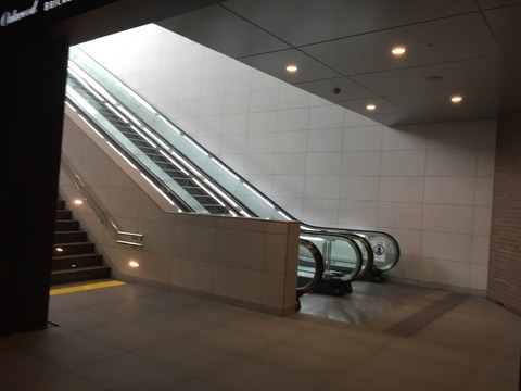 56B2E123-7DFB-44E0-9BF5-B737B7329BE1