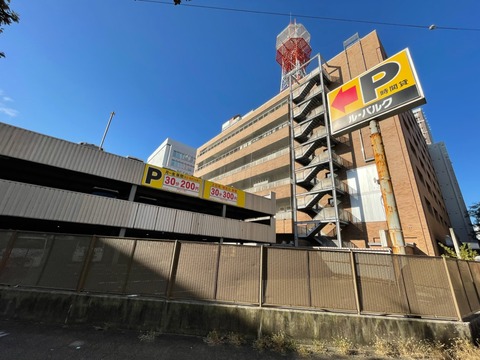 7BFB0D88-B0D6-41D4-B16D-6A59962540DE