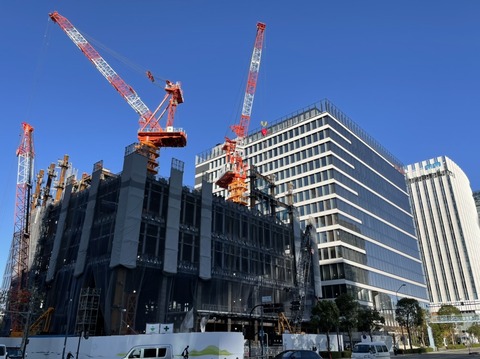 06D1BAAB-30B0-40BE-9027-590A5FFC9868