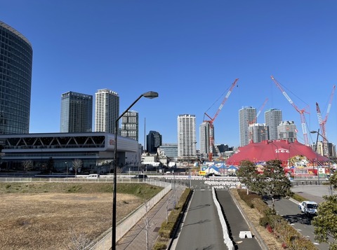 B1DF8703-9589-492D-9AD0-02C14FE3D677