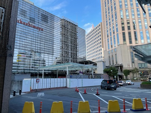 EF79AF61-5DEE-4478-AB72-118B052FA078