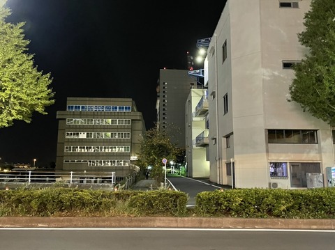 A33DBB52-3B7D-4102-80FC-52E47D8BE866