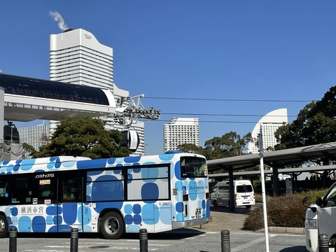 330487D6-A8A6-4061-A2F2-7FDF7C82742B