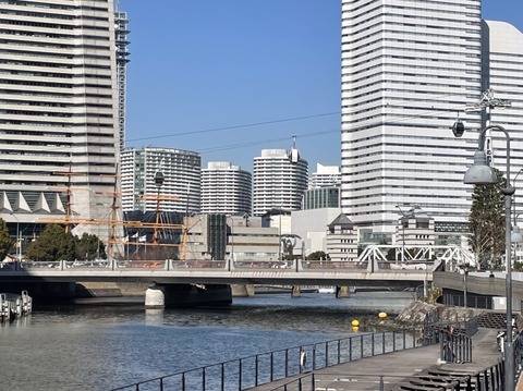 8FC09B7D-3157-4125-821B-EB4150796B7F