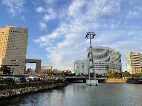 F5D02064-9B69-43D7-9B4E-73DB8F04312A