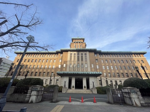 7D027847-C236-4DB9-9F9A-BE6F3DFAB169