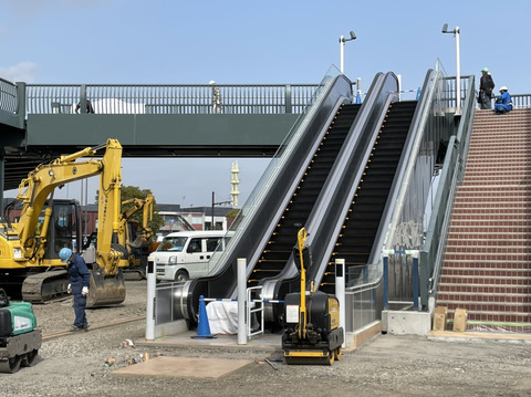 3355C98F-1869-4B2F-B060-48189C34C39D