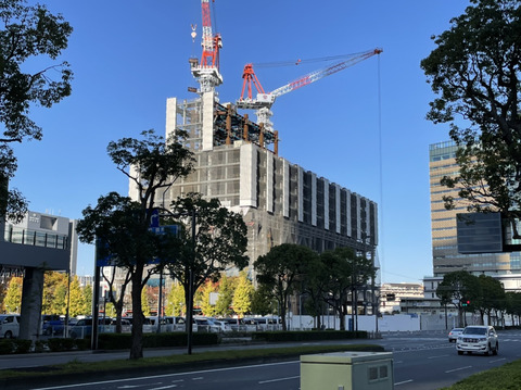 5546B93A-FC17-431E-BC0E-93B5C5816EE1