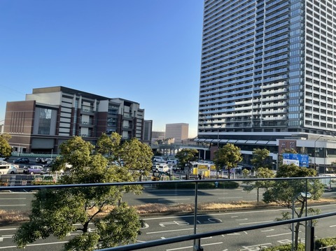 2A5E5021-3161-4D32-9427-F7B390C7CE09