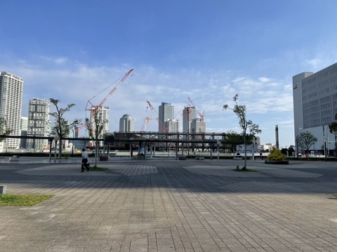 95D75D5D-1679-406C-8199-5F455C3709EB