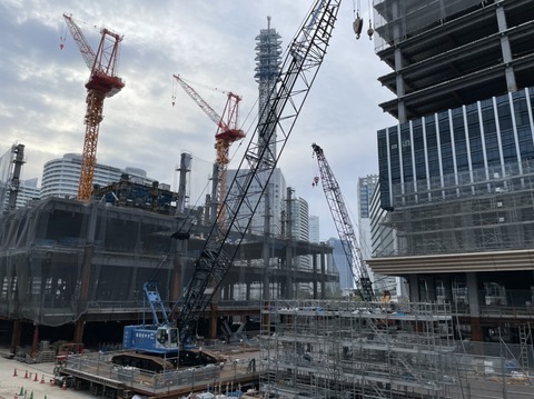 190D62EF-2F71-4AB2-B203-922B8CB7CF72