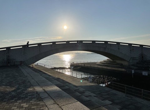 274CCD20-8BB5-4588-934F-902A6841FF3A