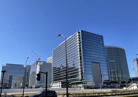 2505FDD7-646C-41DD-B855-E76382BBEB20