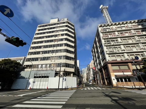 984D4415-6144-4B01-9304-912678EC5CDE