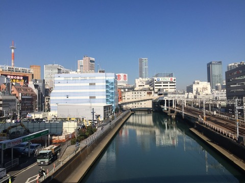 4272B4C8-006D-4E5A-AAFF-A6F73ED66D94