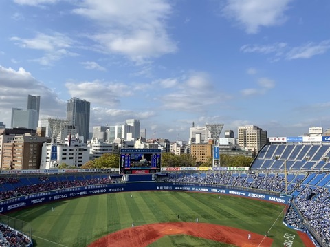 F9BDB564-1DBD-41A2-8F96-97EAE59B148F